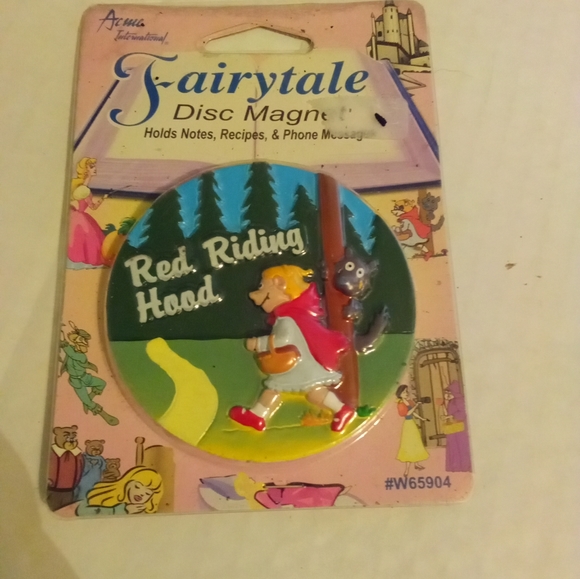 4 Refrigerator Ceramic Magnets: Cinderella, Beauty, Riding Hood, Goldi - Picture 4 of 6